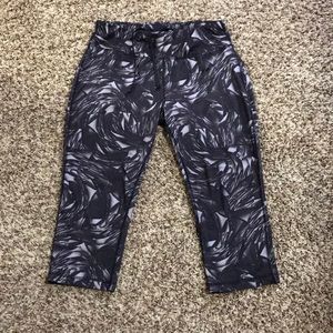 Black/gray leggings